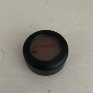 New not in box Mac Cosmetics eye shadow color “Folie” satin